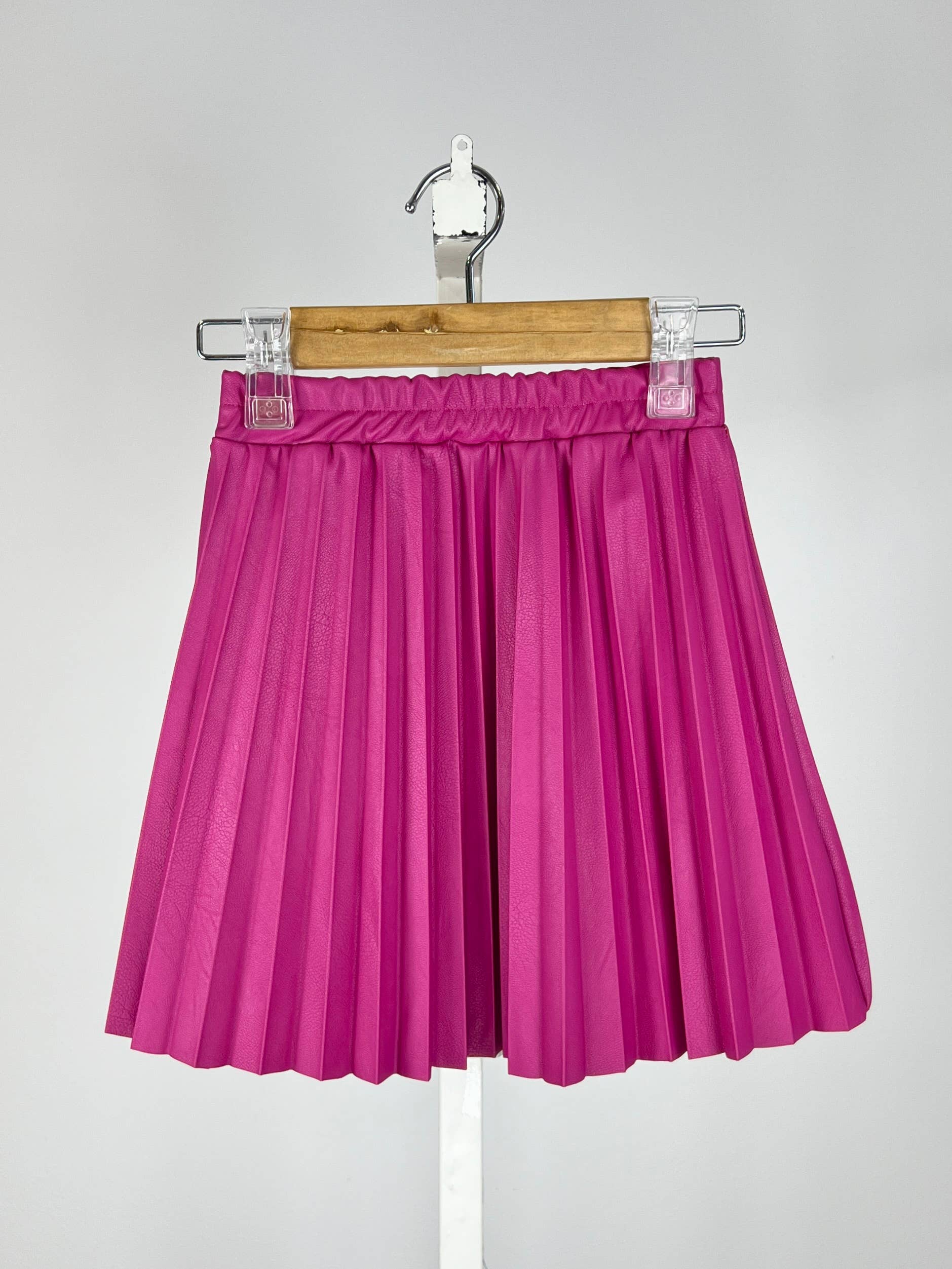 Fuchsia Pige plisseret nederdel i kunstlæder for engroshandel på Faire