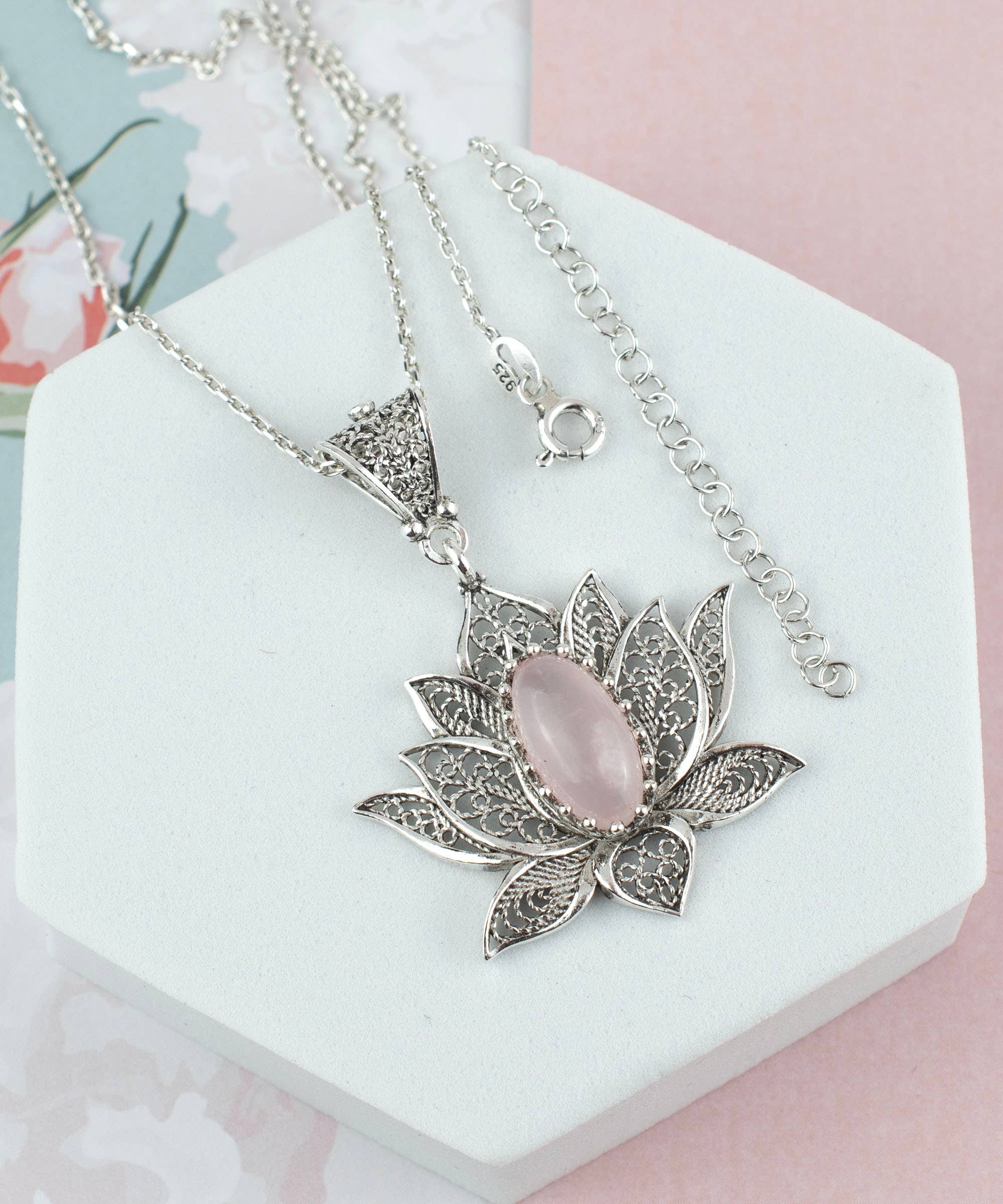 Filigranist Jewelry - Vente Colliers à pendentif - Collier à pendentif en argent sterling en filigrane en forme de lotus et quartz rose pour femme6