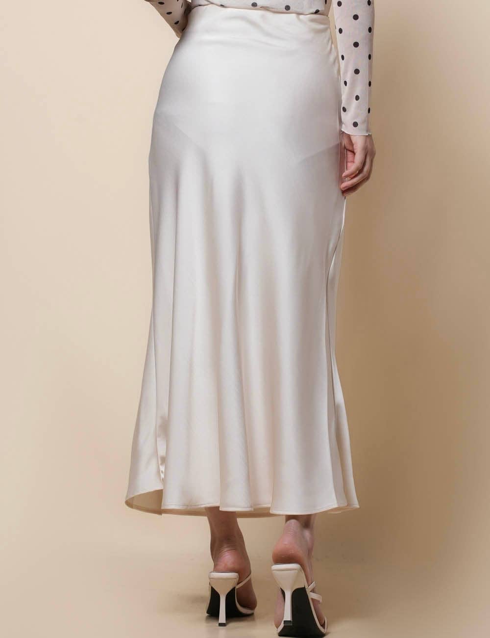 Sweetkama - Wholesale Skirt - Women's - Ladies Satin Elastic Wait Pearlescent Midi Skirt SKS504533