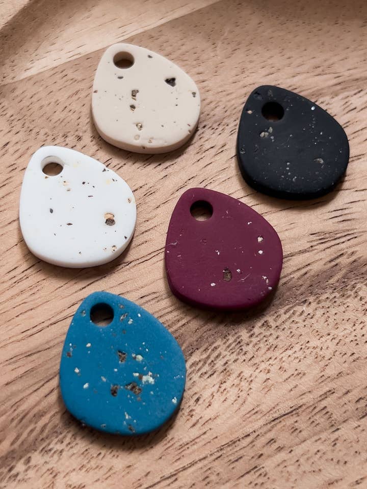 Mix & Match ✦ PEPPER Hanger met peper voor wholesale door KLAEI DESIGN STUDIO