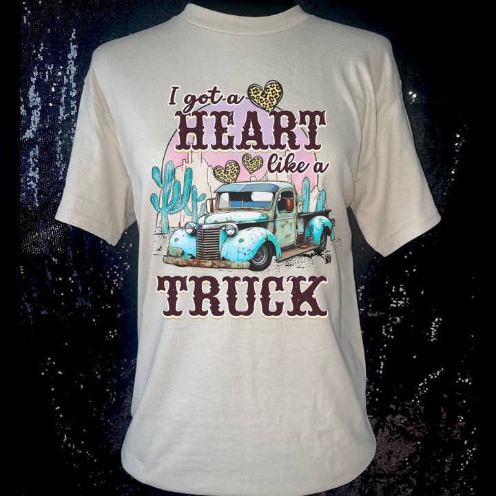 Maglietta "Cuore come un camion" per la vendita all'ingrosso da parte di StricklandDesignCo