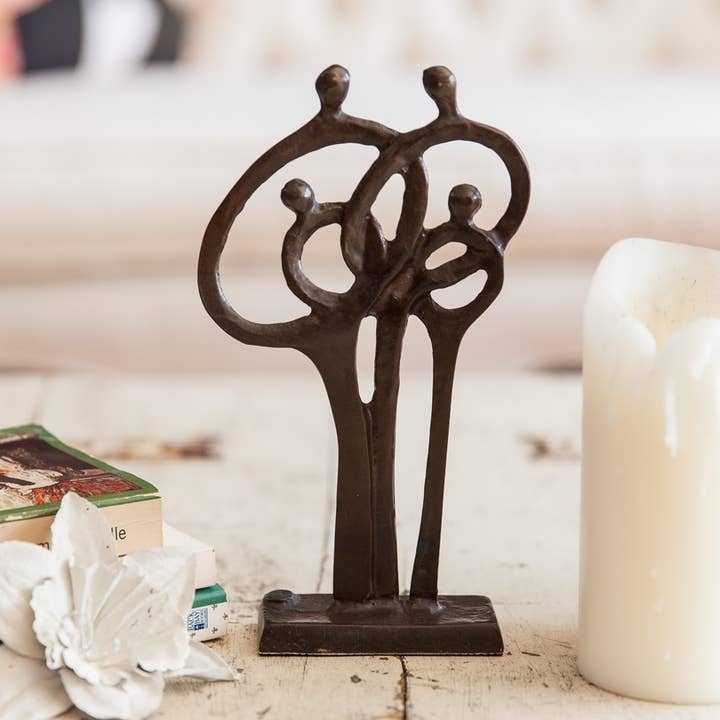 Famille de 4 Bague d'Amour Fonte Bronze pour la vente par Danya B