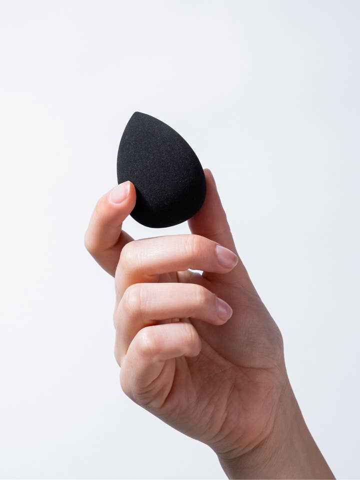PRO Makeup Blender for wholesale by Blush Off Australia