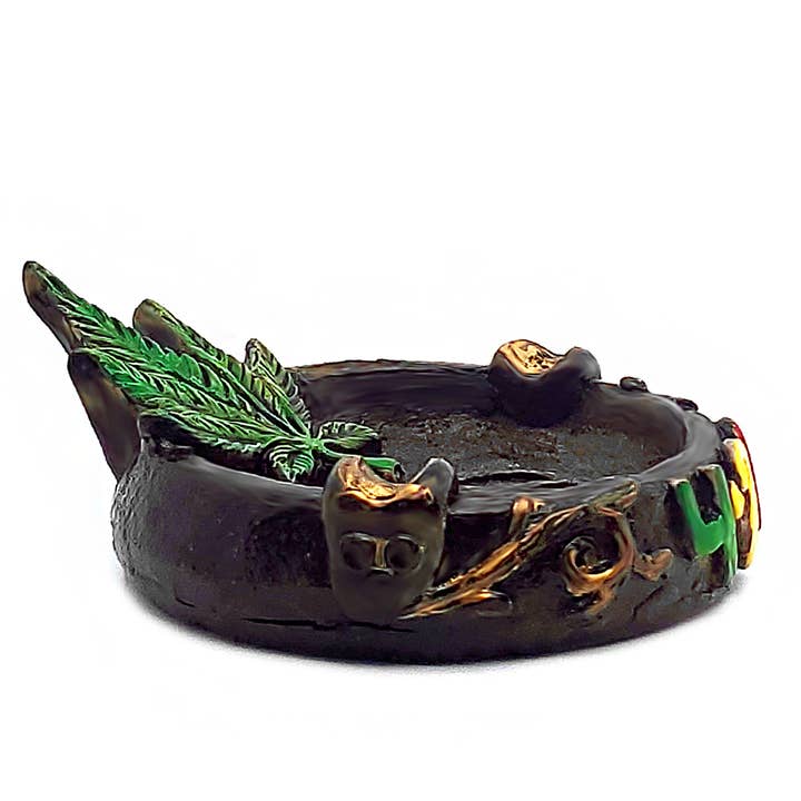 Pichincha - Wholesale Ashtray - Green 420 Leaf Figurine Round Ash Tray2