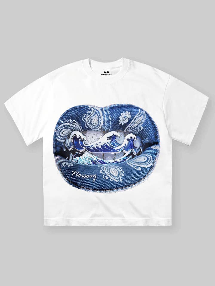 T-shirt Grillz Ukiyo-e Bleu Denim | Vêtement de rue artistique graphique pour la vente par NOISSEY