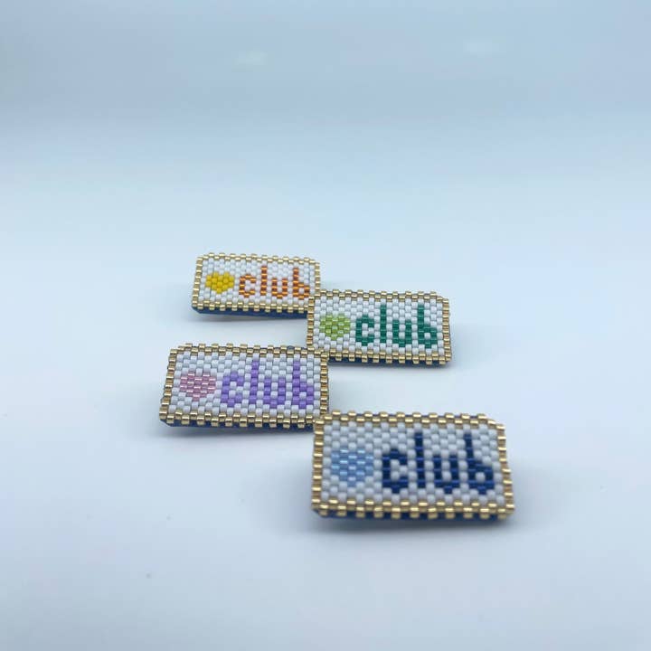 Spilla Love Club per la vendita all'ingrosso da parte di Ely De Paname
