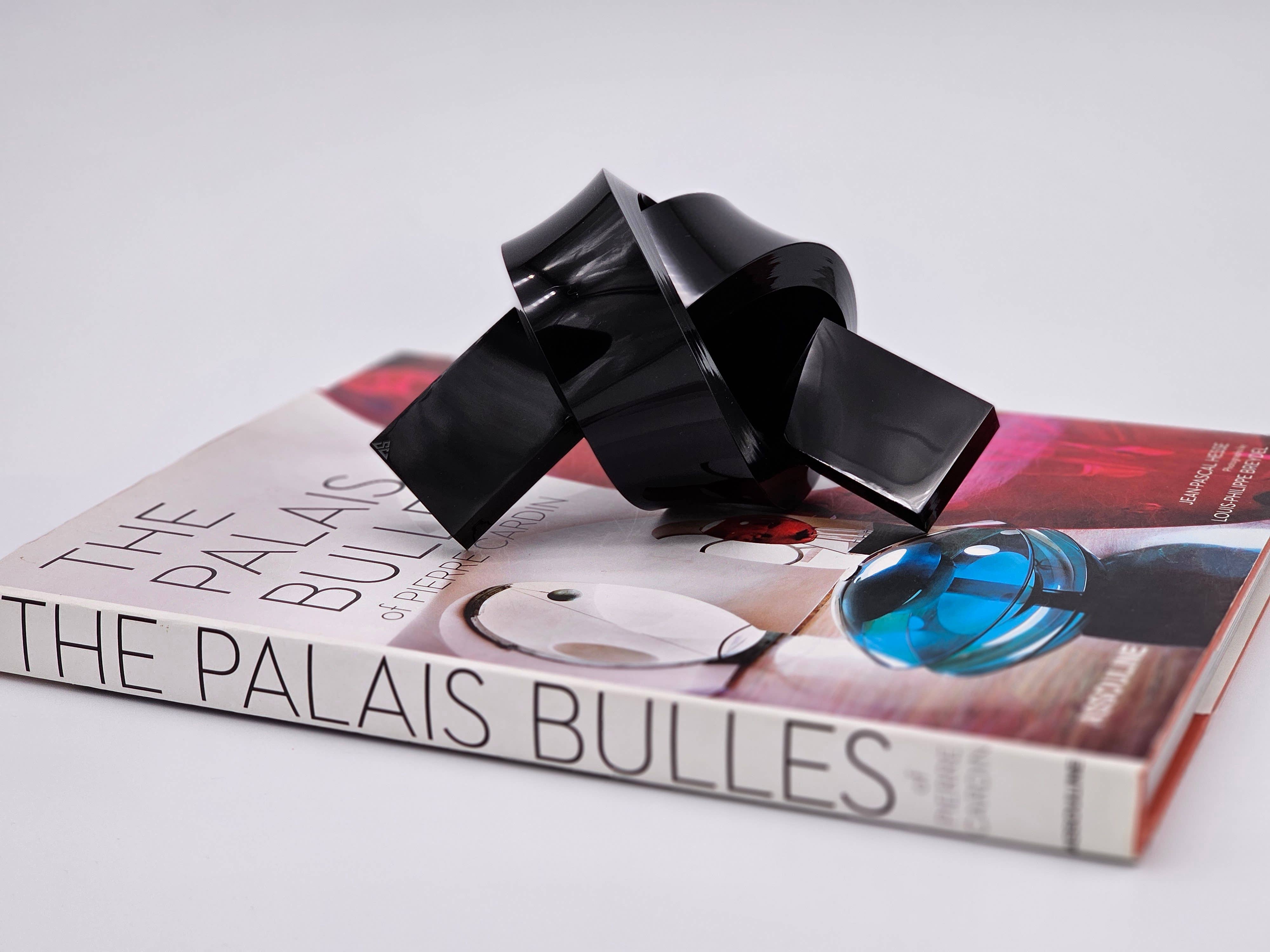 Somar Creations - Wholesale Decorative Tabletop Object - Acrylic Love Knot 12