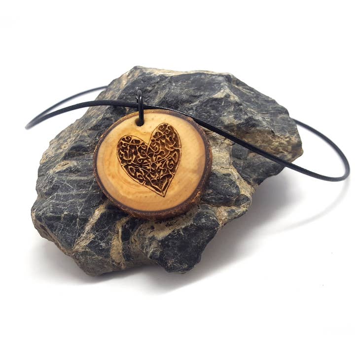 Lyoncraft - Wholesale Pendant/Charm Necklace - Celtic Heart Wooden Pendant Necklace, Simple Romantic Design