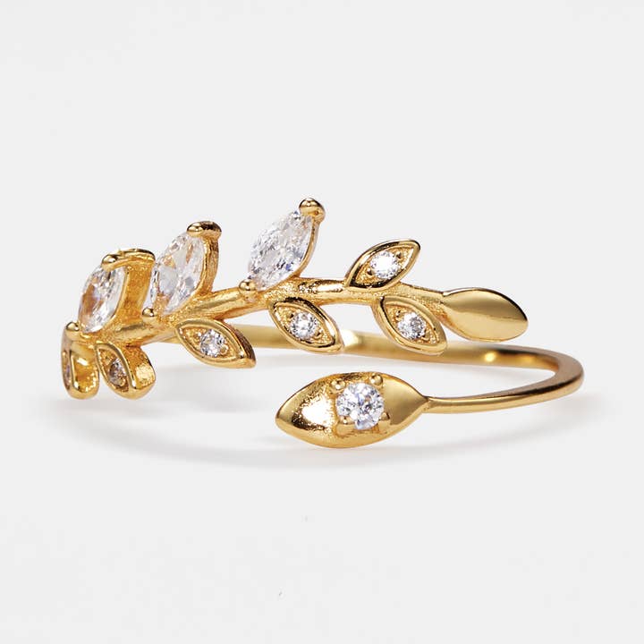 Delicato anello dorato a forma di ramo d'ulivo in argento Sterling 925 per la vendita all'ingrosso da parte di Perimade & Co. LLC