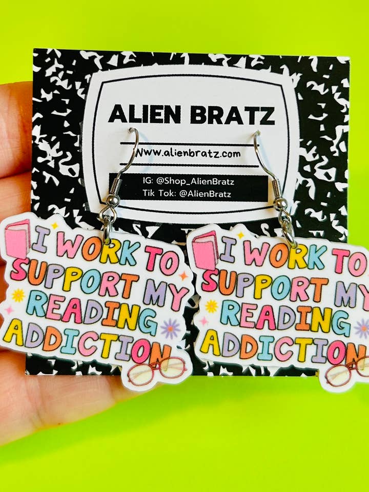 Bogtema Øreringe Boglige Øreringe Bog Smykker Læsning for engroshandel hos Alien Bratz