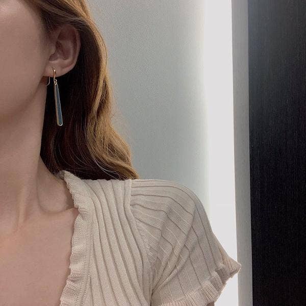 LanLivia - Venta al por mayor Pendientes colgantes - Pendientes minimalistas geométricos de esmalte azul4