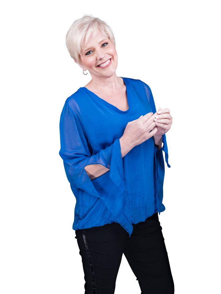 TINA Stephens Italy/Tees By Tina - Wholesale Blouse - Women's - Tiffany Silk Butterfly Bottom Open Wrist (BLS218)13