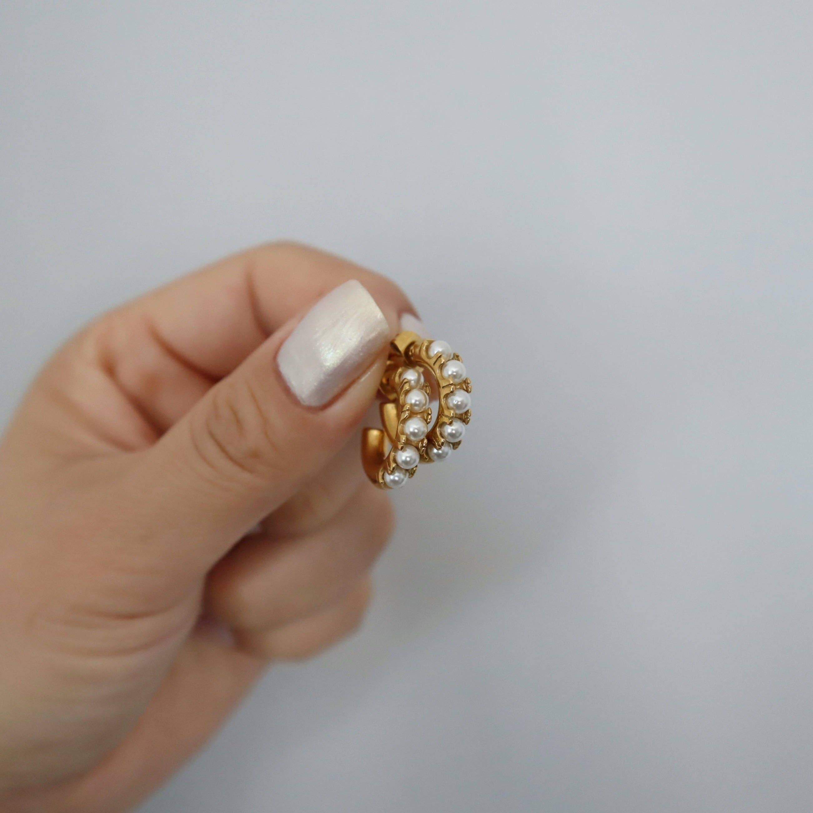 JESSA Jewelry - Wholesale Hoop Earrings - Nori Hoops | Pearl Hoop Earrings2