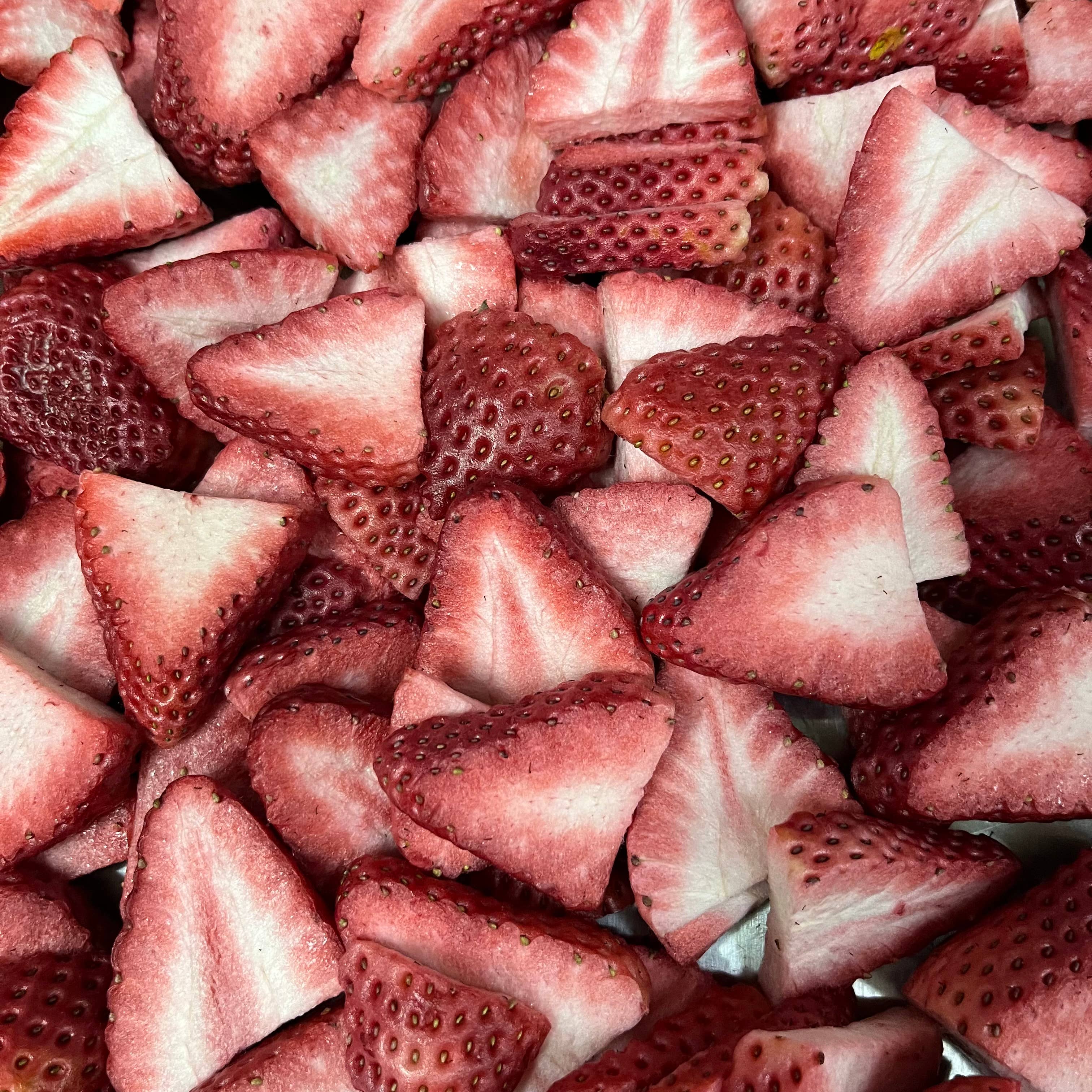 Sir Pennycandy's Apothecary Polar Provisions - Wholesale Dried/Dehydrated Fruit - Freeze-Dried U.S. Farm Grown Strawberries1