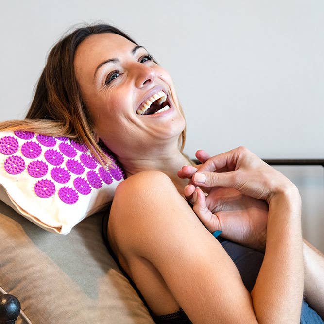 Climsom - Wholesale Hot/Cold Compress - Climsom Zen Acupressure and Thermal Therapy Pillow1