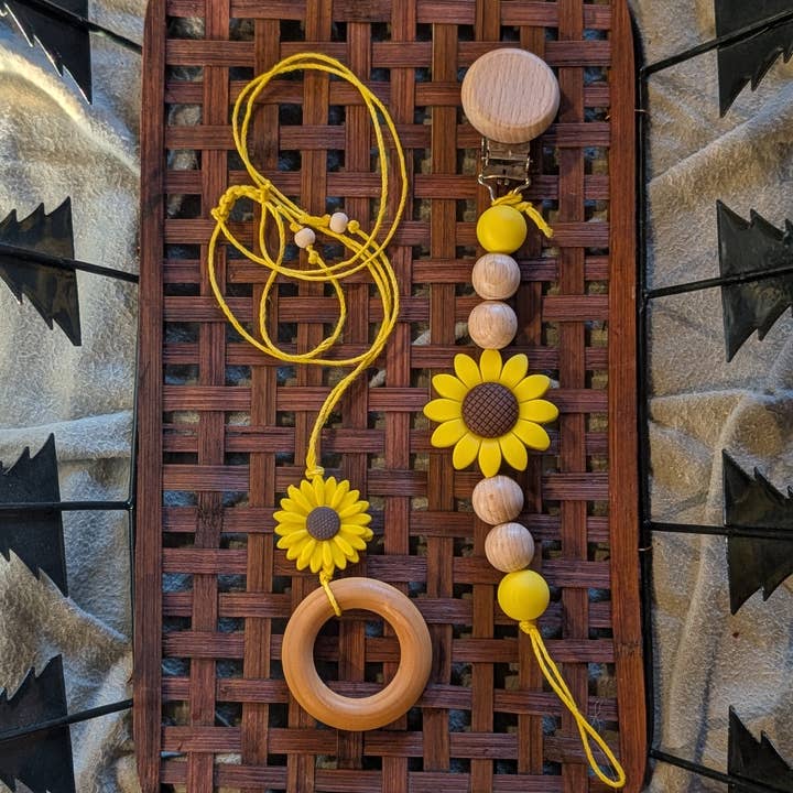 Brombie - Wholesale Jewelry Set - Mama nursing necklace with matching clip for pacifier or toy5