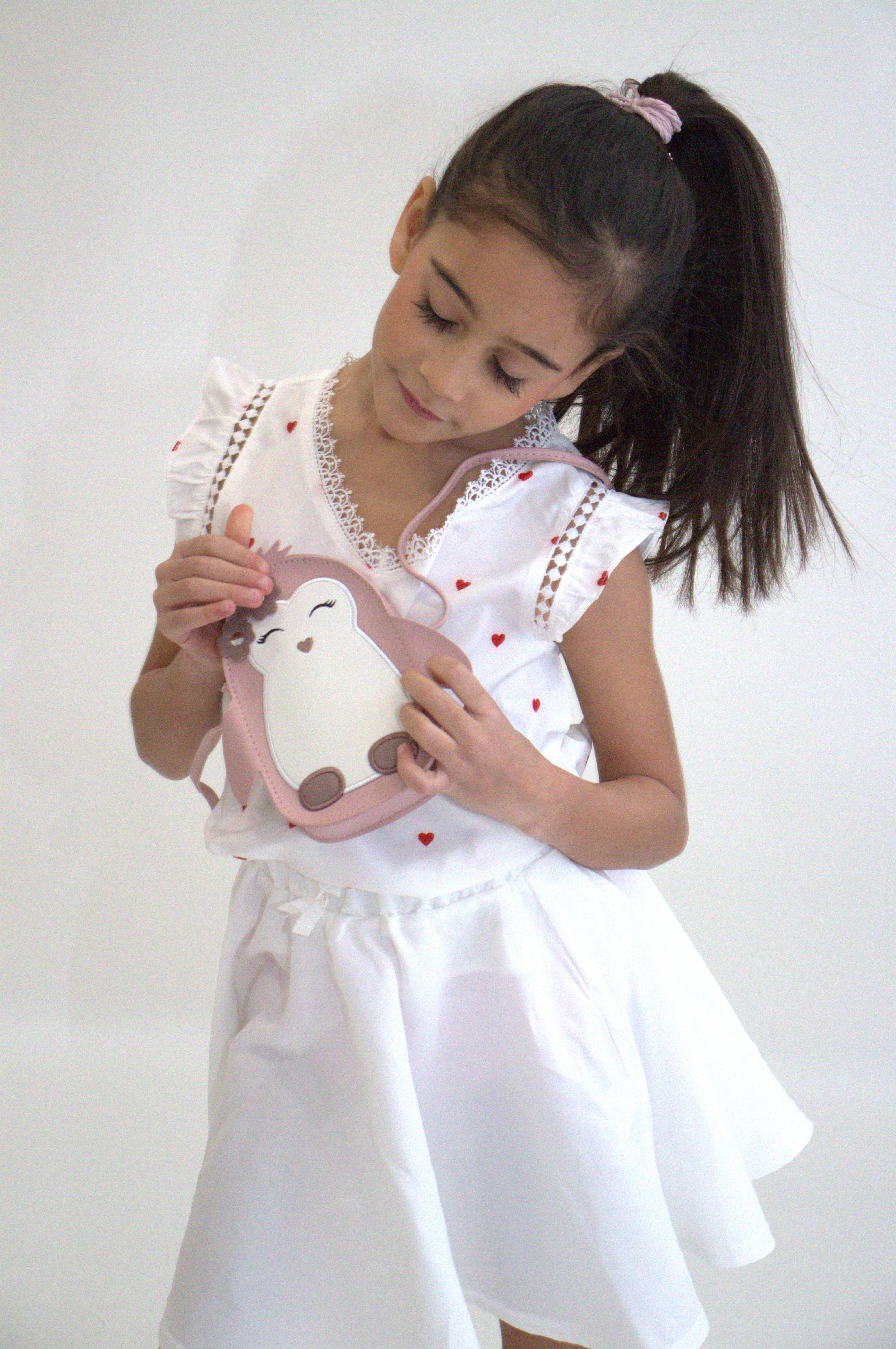 Yuko B - Vente Sac à bandoulière – enfant - Sac bandoulière Litchi - L'adorable Bébé Pinguin Rose10