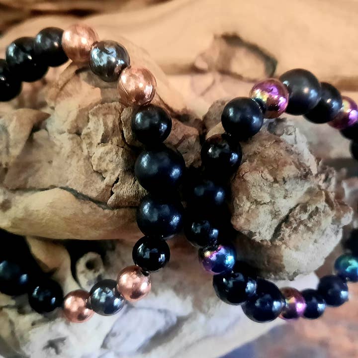Bracelet EMF 5G Protect Energy, shungite-tourmaline et cuivre pour la vente par Secret Synergy Stones