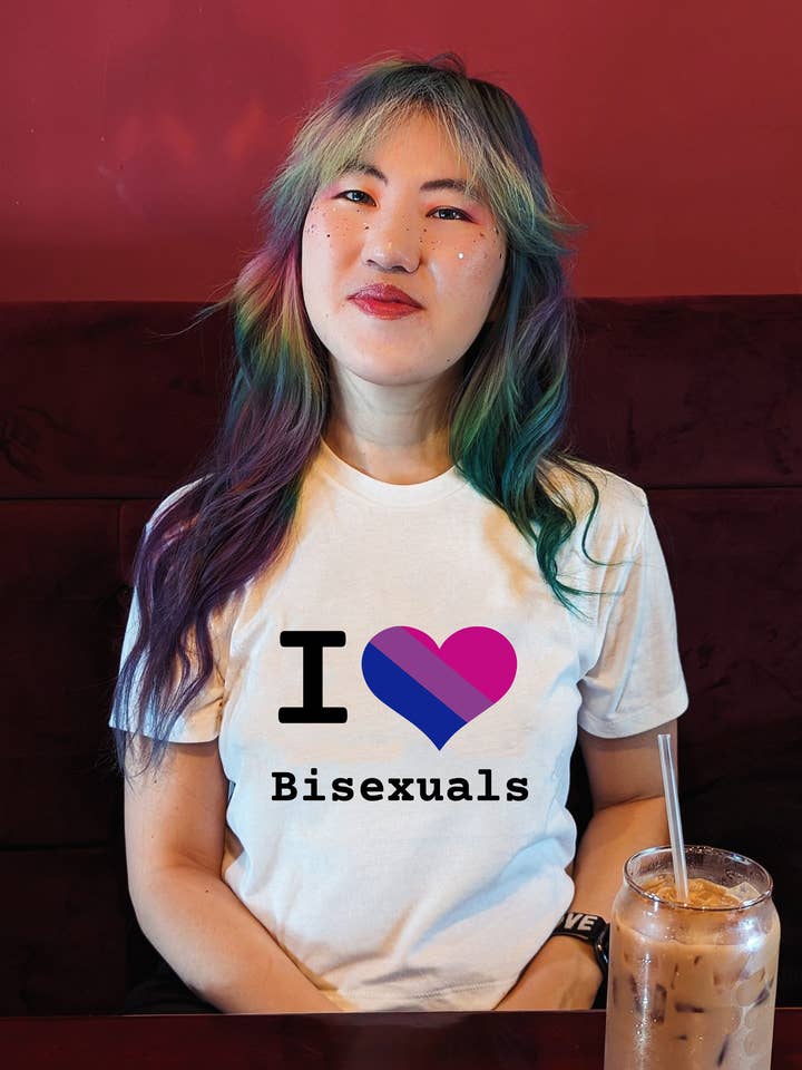 Ich liebe Bisexuals Crop für den Großhandel von Sapphic Space