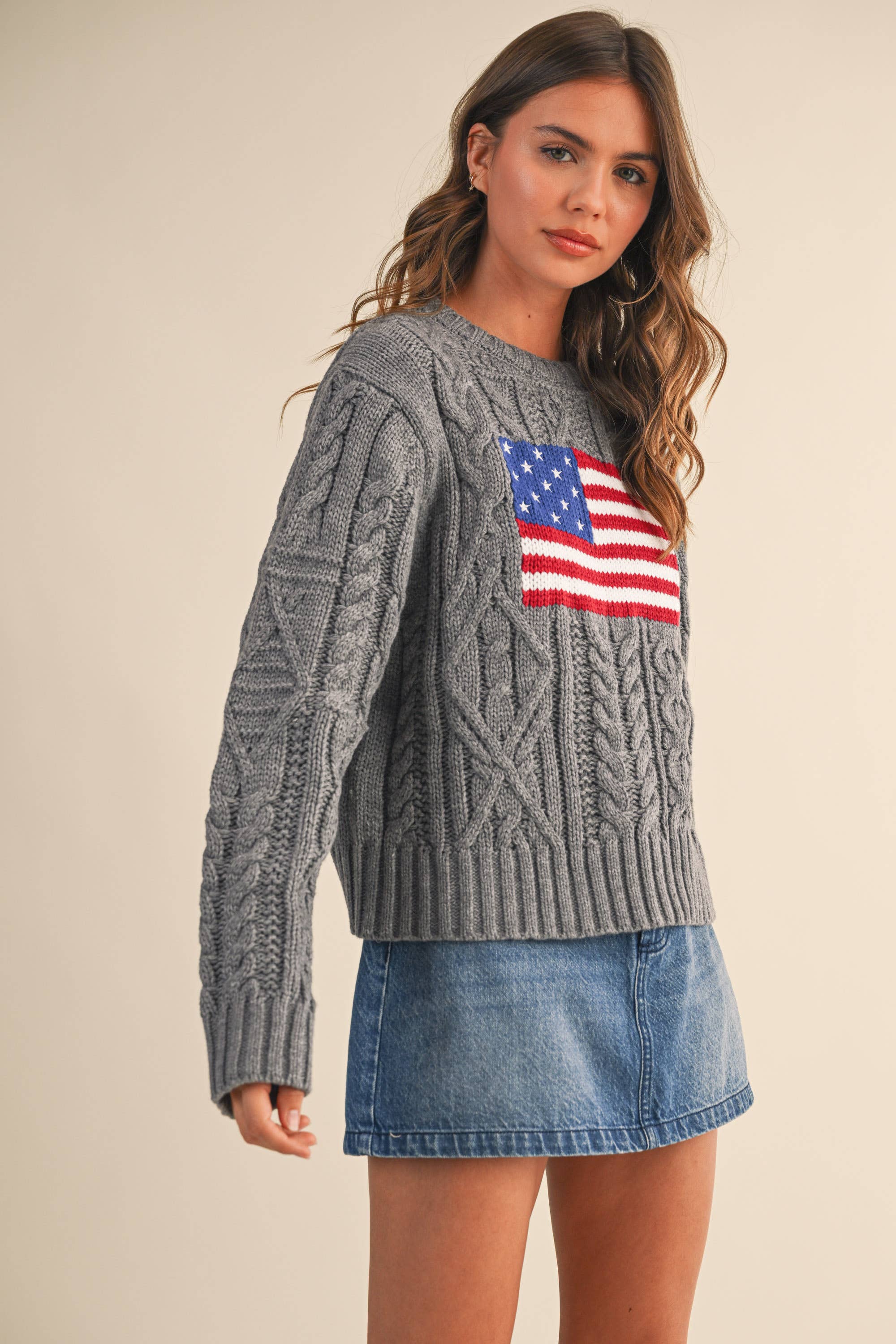 Klesis - Vente Pull en maille – femme - IT4473 PULL EN MAILLE CÂBLÉE AVEC DRAPEAU AMÉRICAIN2