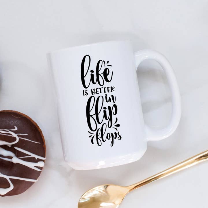 Tasses à café Life is Better in Flip Flops 15 oz pour la vente par SheMugs