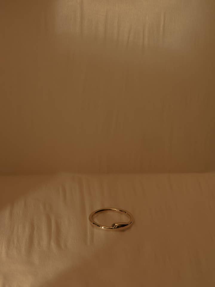 Bague Luna pour la vente par L'Amoureuse