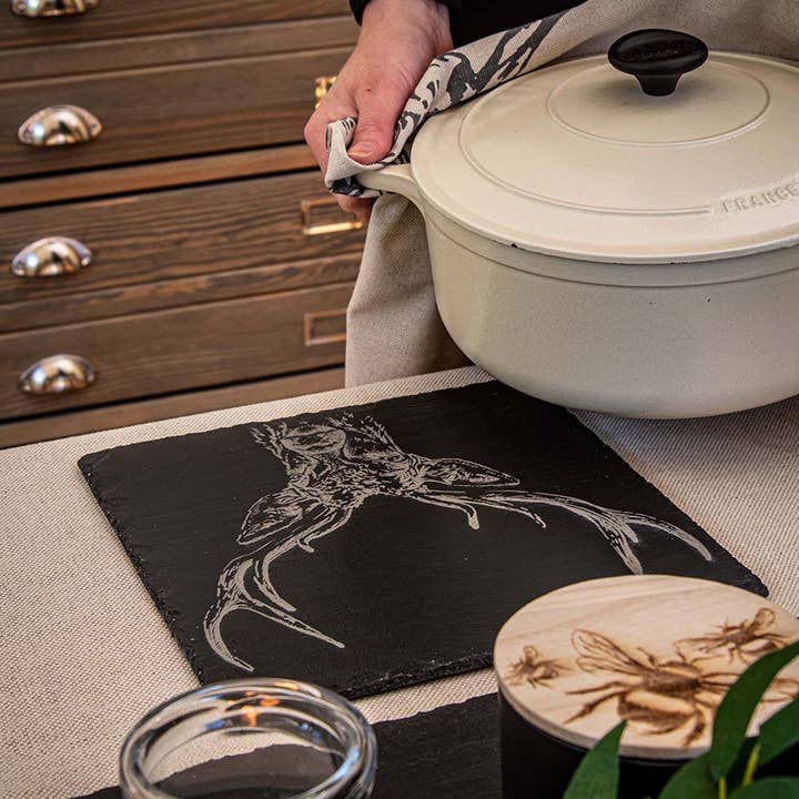 Skifer pottestativ - Stag Prince for engroshandel hos Selbrae House Ltd