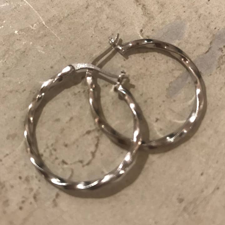 Hoop earrings “Twist”, silver for wholesale by Vivaz - Fine Jewellery