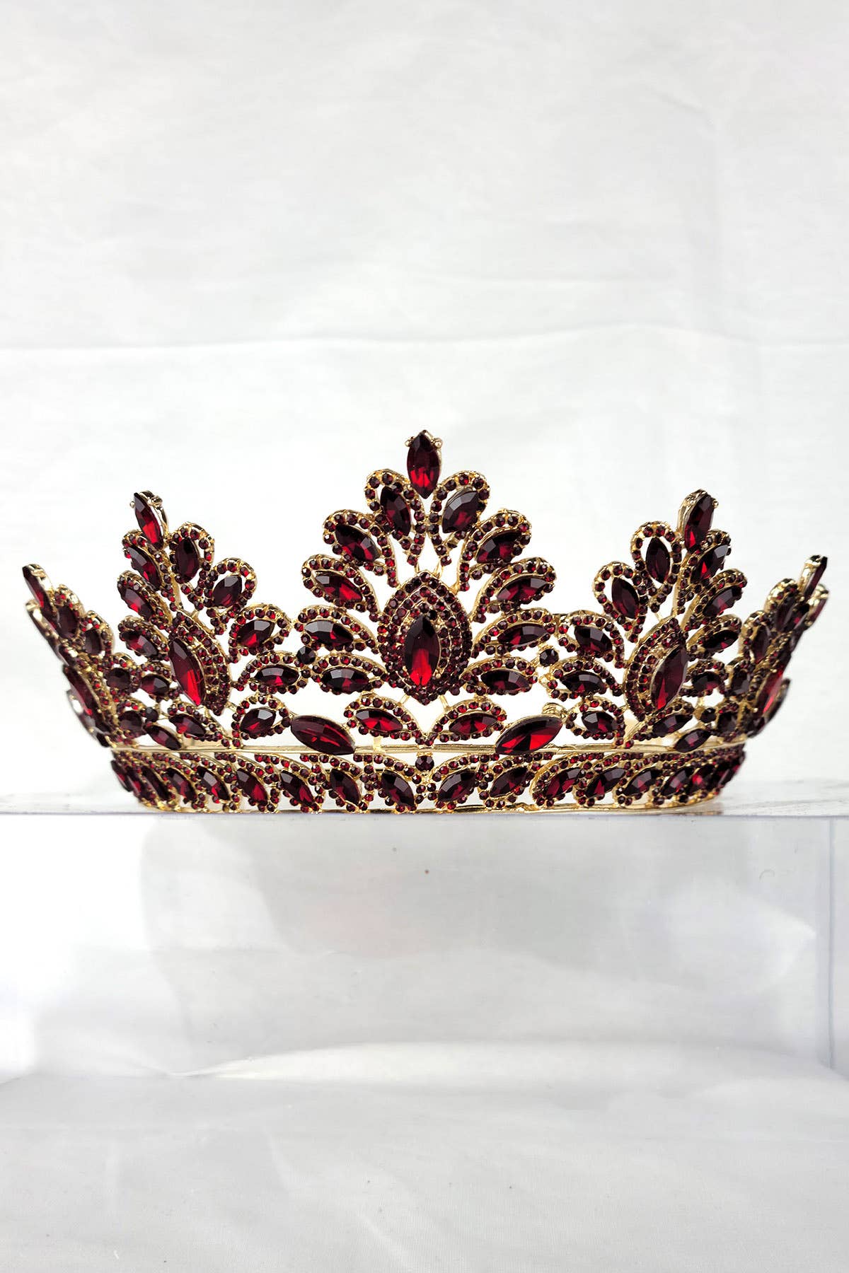 Chicas - Wholesale Tiara - Women's - One Size Fits All Metal Tiara With Rhinestones. HT9372