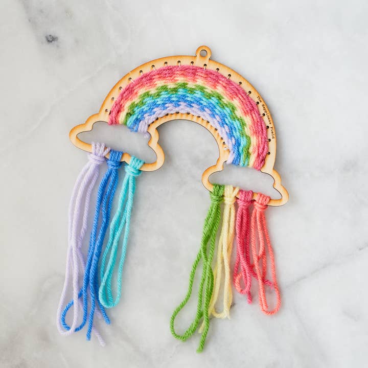 Web-Bastelset — Regenbogen-Webstuhl für den Großhandel von The Happiness Field