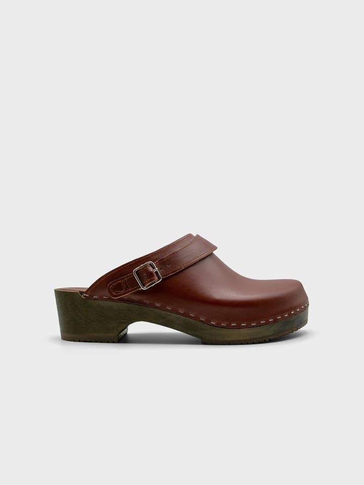 Zueco Nybro con correa trasera para venta al por mayor de Sandgrens