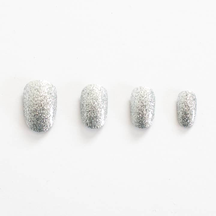 Ivy & Ash - Wholesale Press-On/Fake Nails - Diamond | Sparkling Silver Glitter Holiday Press-On Nails