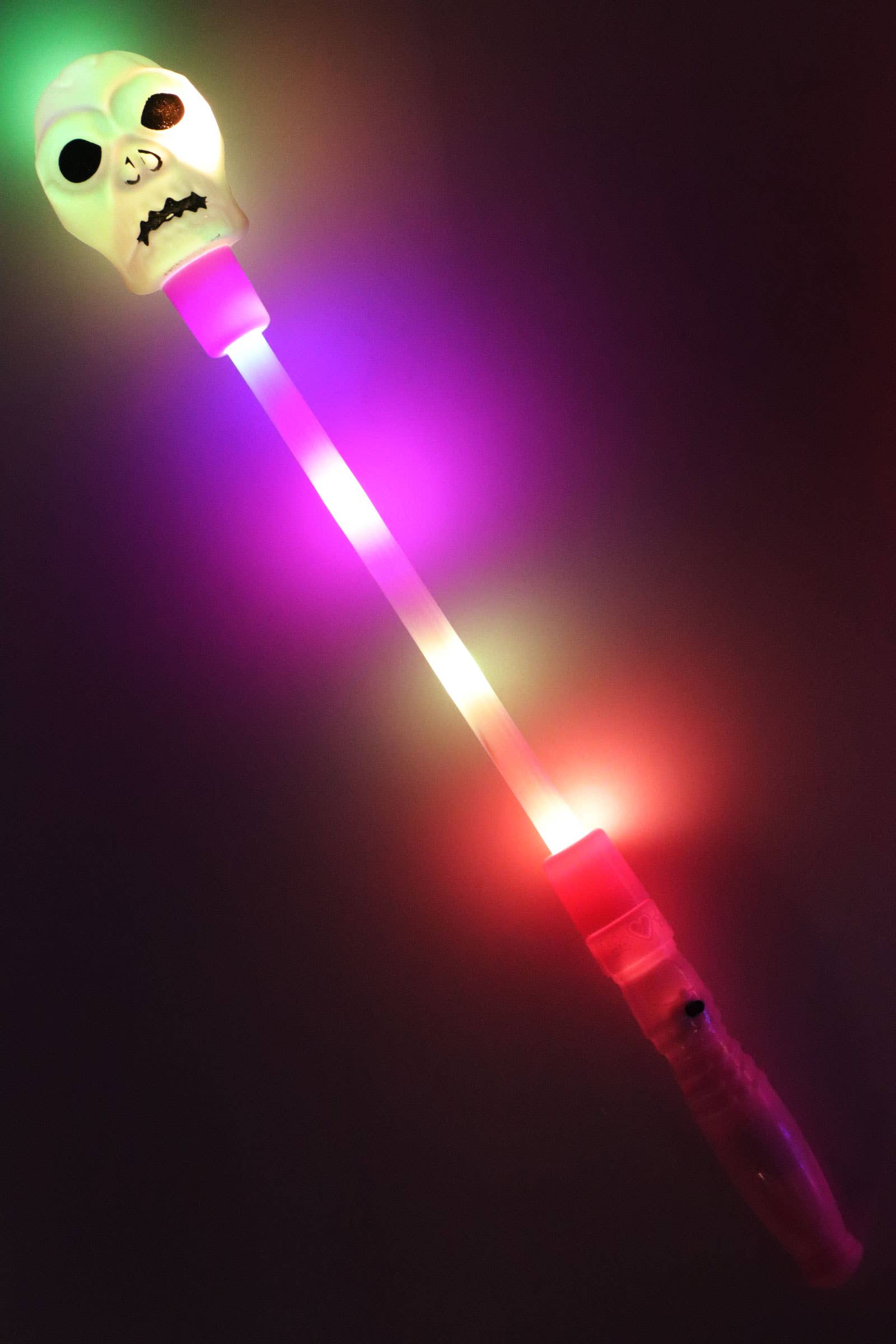 ASSORTI Bâton lumineux tête de citrouille crâne d'Halloween en vente sur Faire5