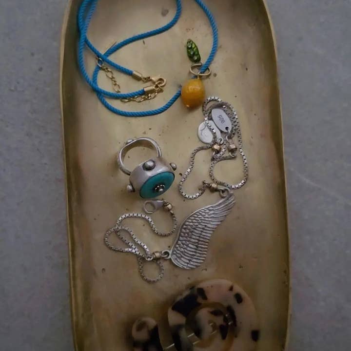 JADE AND MAY - Wholesale Decorative Tray - Brass Tray6