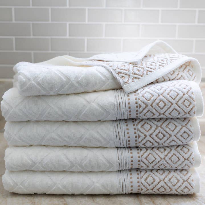 Pine & Palm Home - Wholesale Bath Towel - Turkish Cotton Quick-Dry Ikat Pattern Bath Towel for Summer