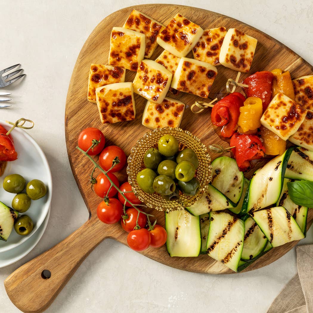 The Big Moo Cheese - Wholesale Cheese - THE BIG MOO Baked Cheese - Roasted Garlic3