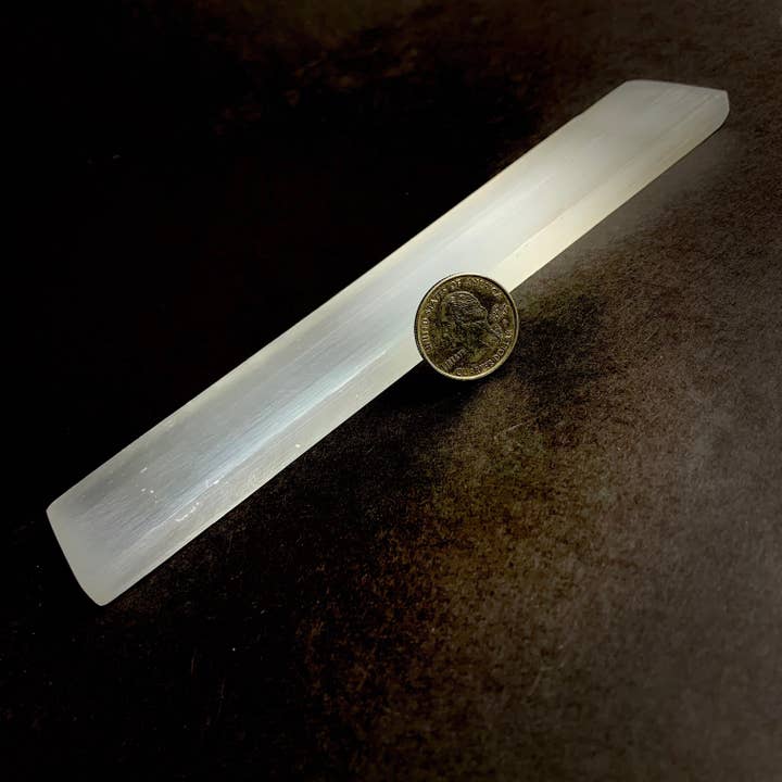 Pelham Grayson Rose - Wholesale Crystal Charging Plate - Selenite Rectangle Crystal Charging Plate | 20 cm | Morocco