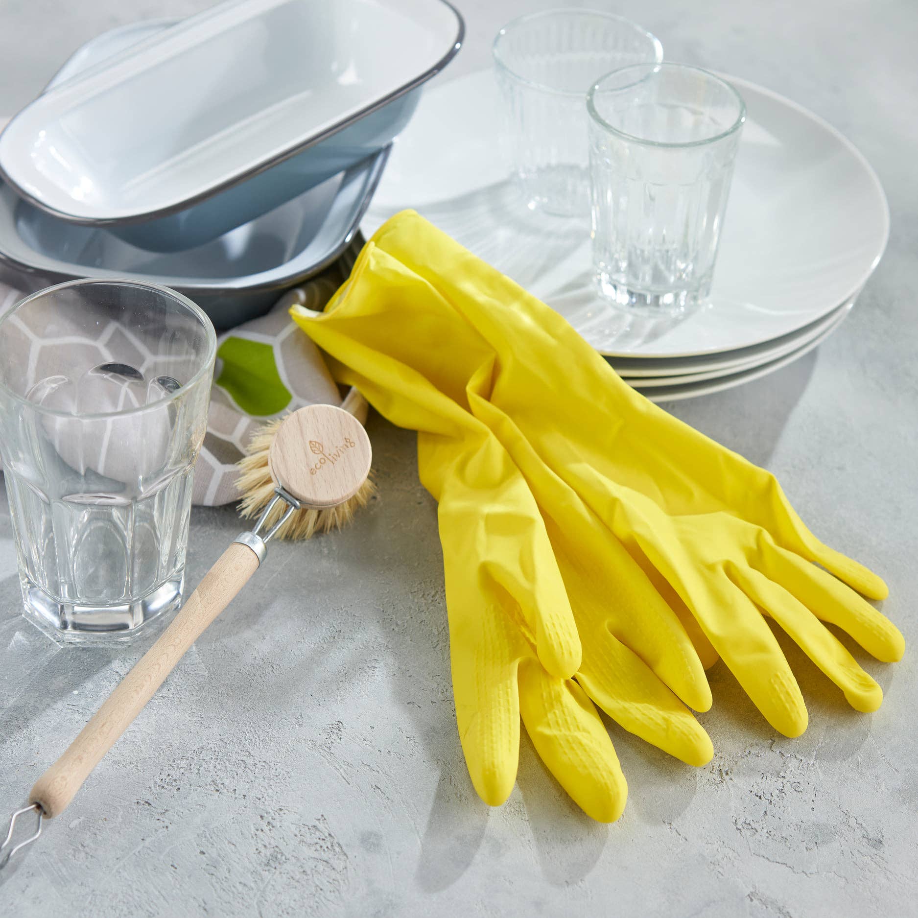 ecoLiving – wholesale Cleaning gloves – Natural Latex Rubber Gloves YELLOW1