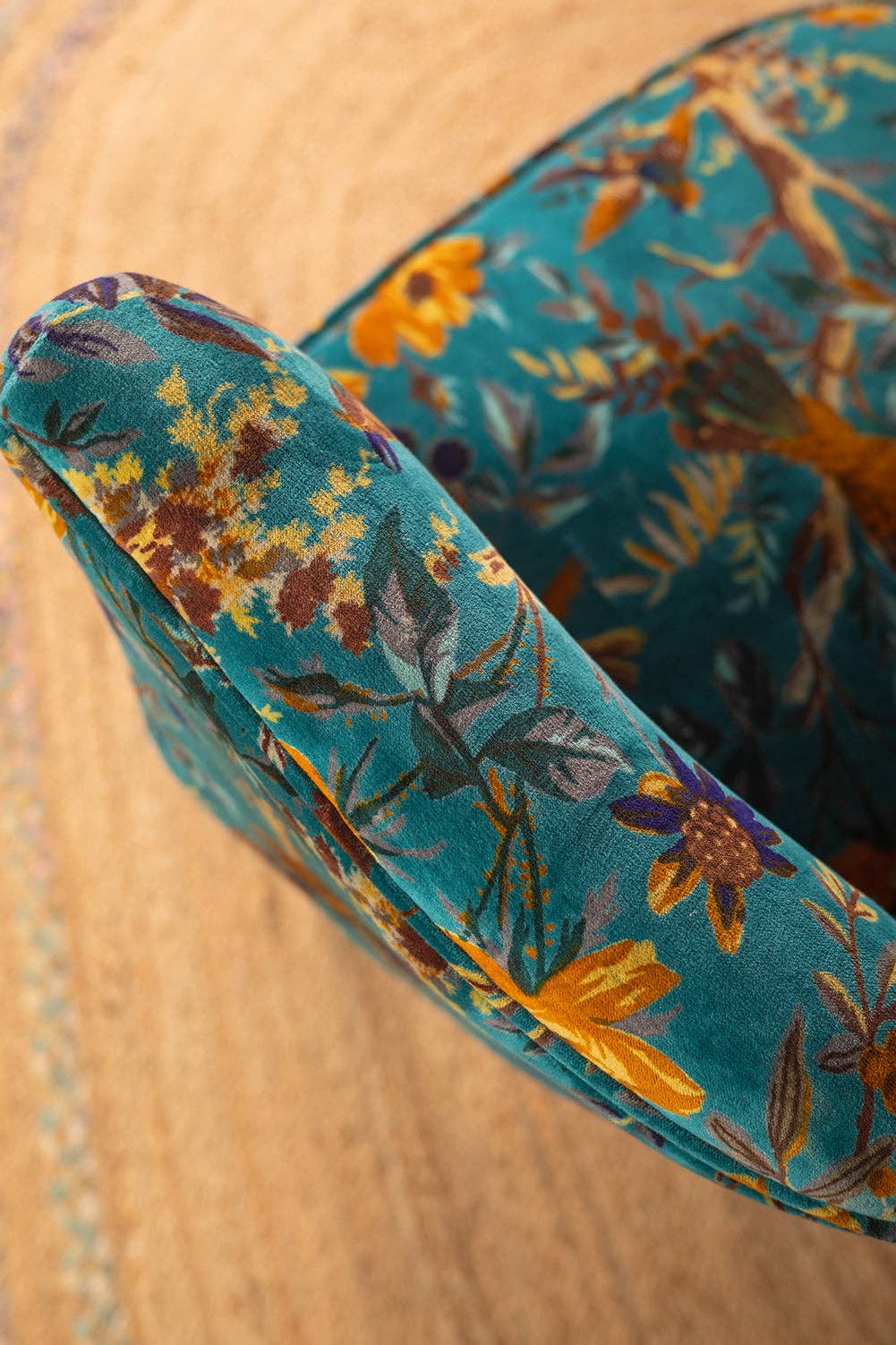 Ian Snow Ltd - Vente Chaises - Fauteuil en velours bleu Oiseau de Paradis5