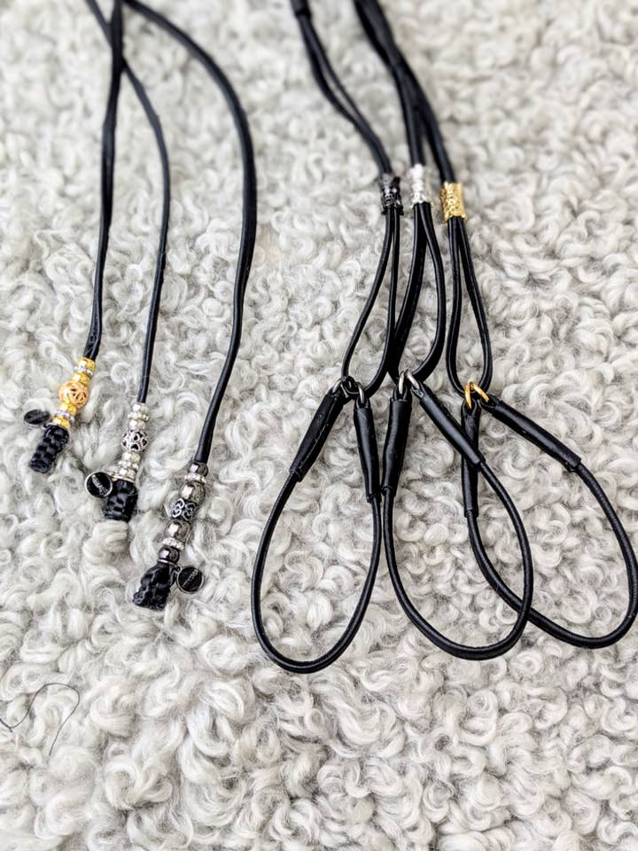 Mini&Brother - Luxueuse laisse d'exposition en cuir de renne pour la vente par Mini&Bror