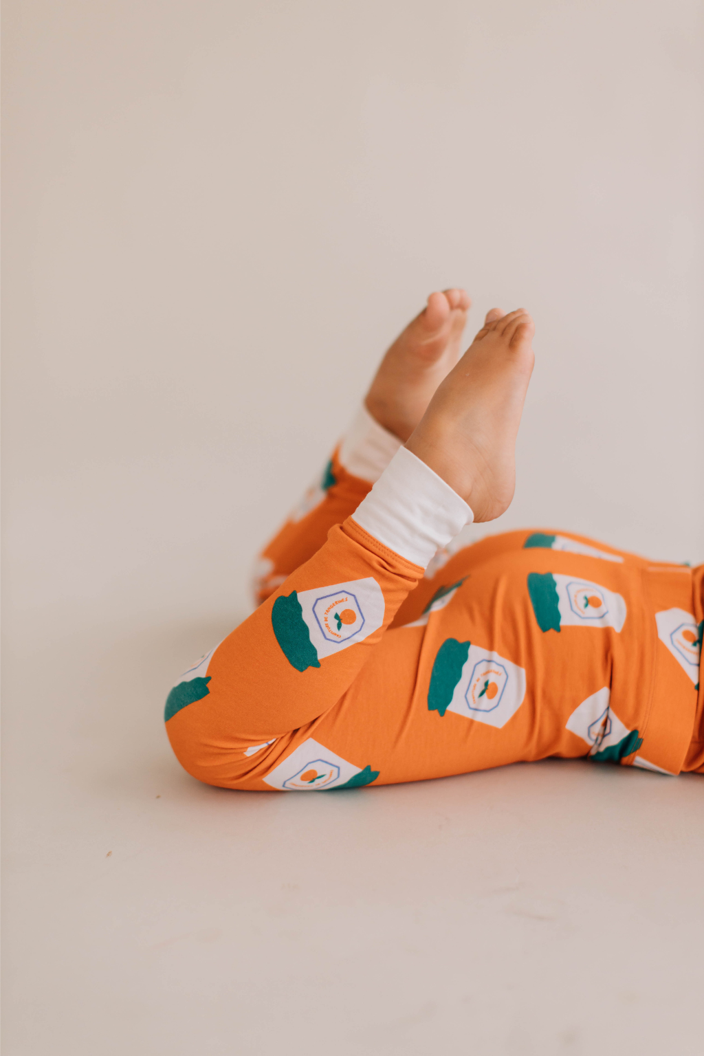 Tangerine Rêve - Wholesale Sleepwear Set - Kids - Confiture de Tangerines Pajamas1