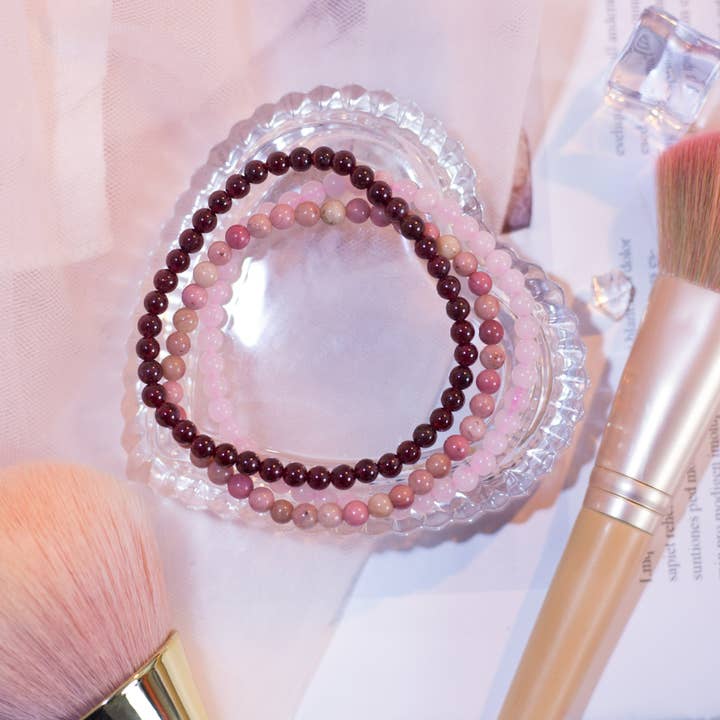 Ensemble de bracelets en cristal empilables Love Romance Compassion pour la vente par Soul Charms