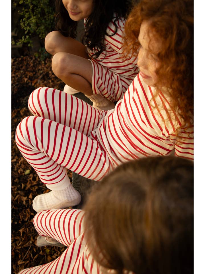 Sleepy Doe - Wholesale Sleepwear set – Kids - KIDS CLASSIC SET | RED & OATMEAL BRETON6