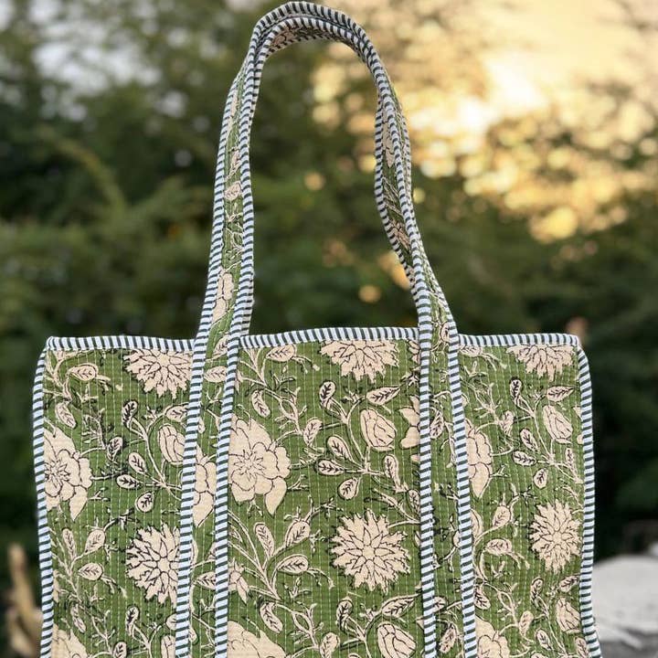 The Everyday Quilt Bag Cotton Quilted Woman's Shoulder Bag  and other Purchase wholesale quilt material. Free returns & net 60 terms on Faire trending on Faire.