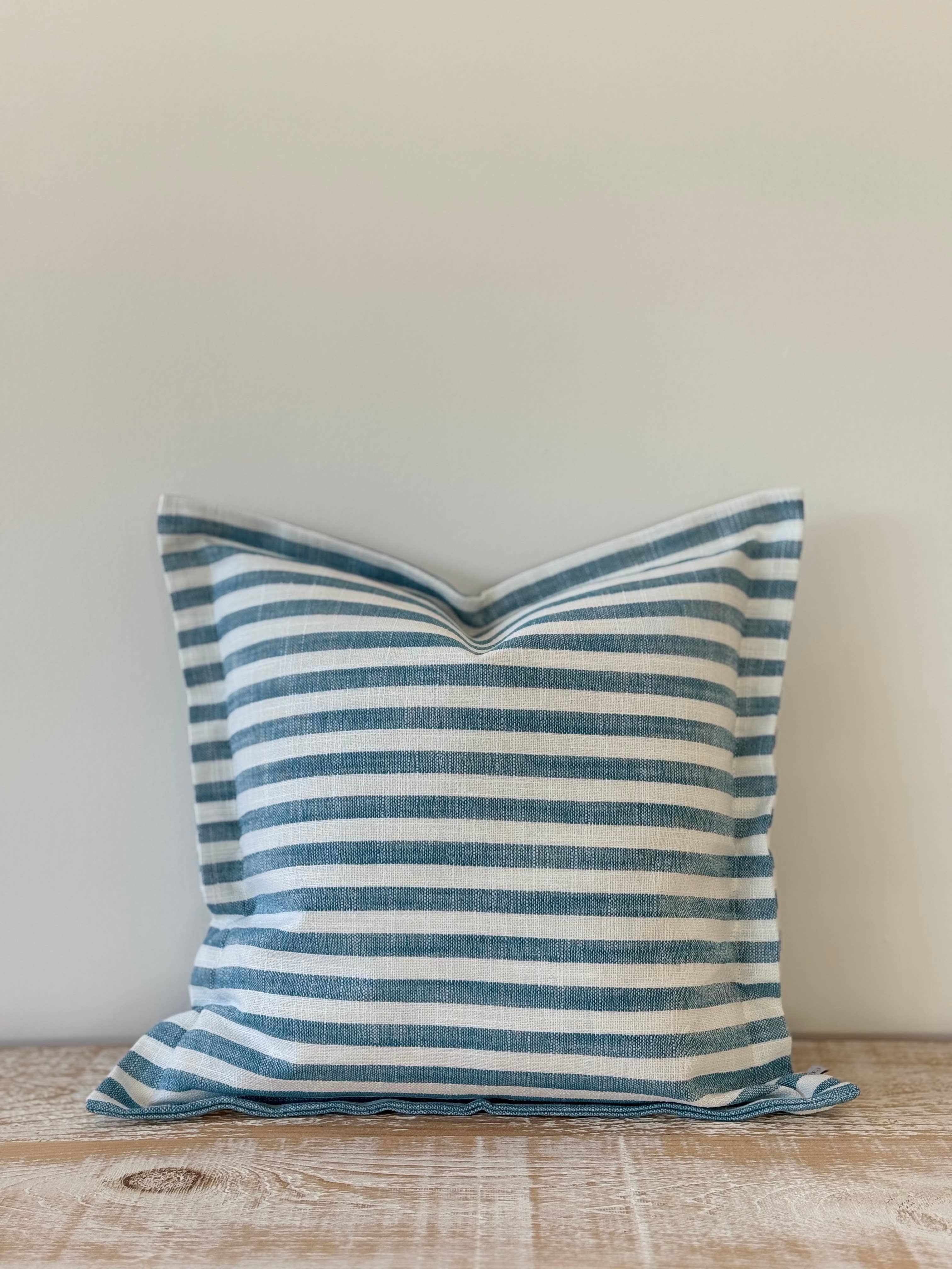 Ellenvale Trade - Vente Ensemble de coussins - Coussin à bordure à rayures bleues de Vienne1