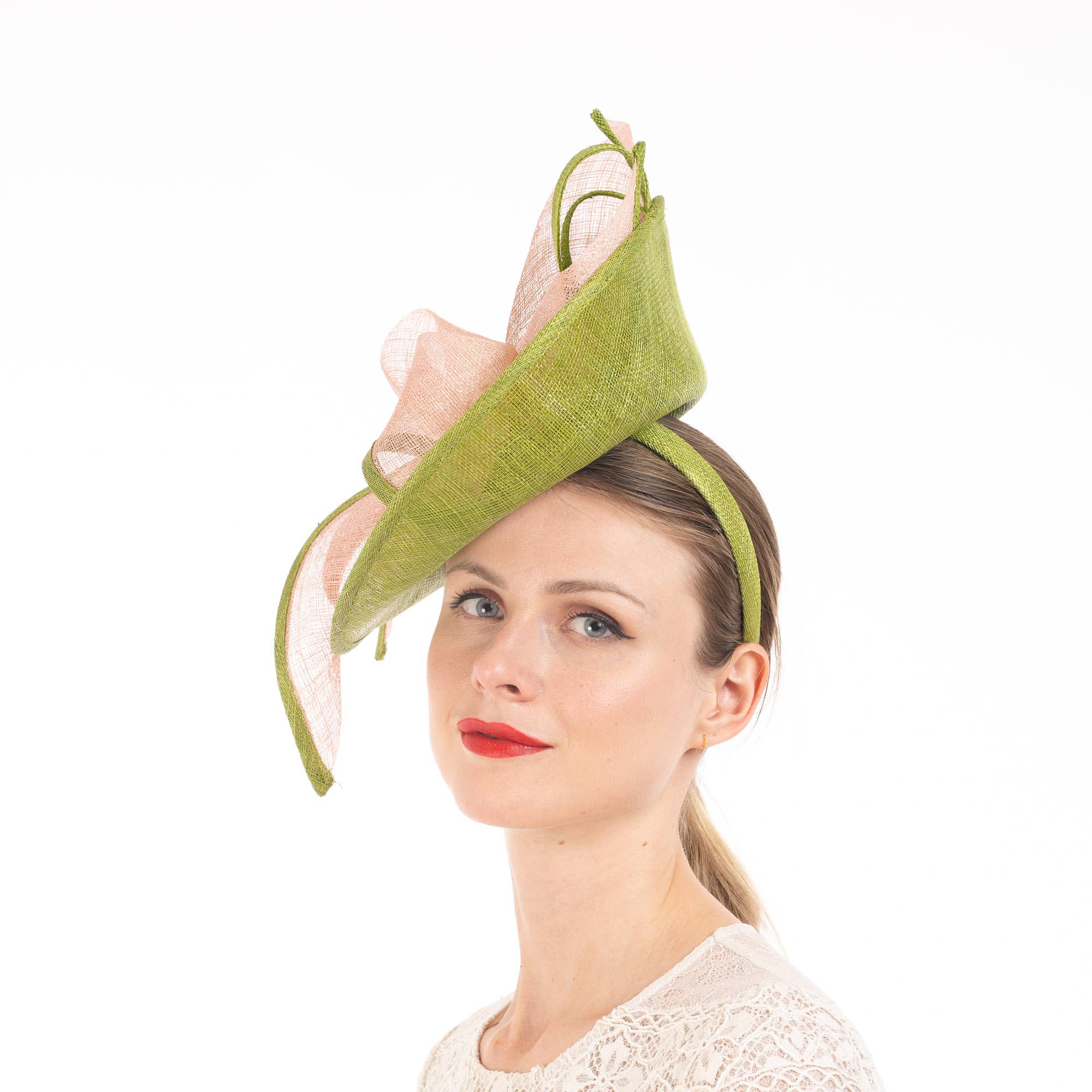 KaKyCo - Wholesale Fascinator Hat - Women's - Two Tone Bow On Top Of Sinamay Saucer Fascinator | 1020832