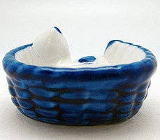 European Heritage Gifts - Wholesale Decorative Figurine - Porcelain Porcelain Delft Cat In Basket2