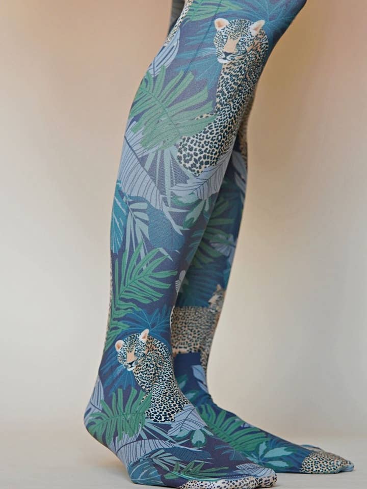 Safari Cheetah for wholesale by Tabbisocks