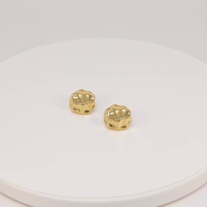 Round hammered stud earrings - Felicity for wholesale by Lovelika