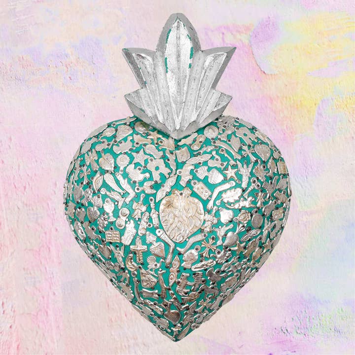 PINK PAMPAS - Wholesale Wall Accent - Maxi Sacred Heart in Mexican handcrafted wood with ex vote